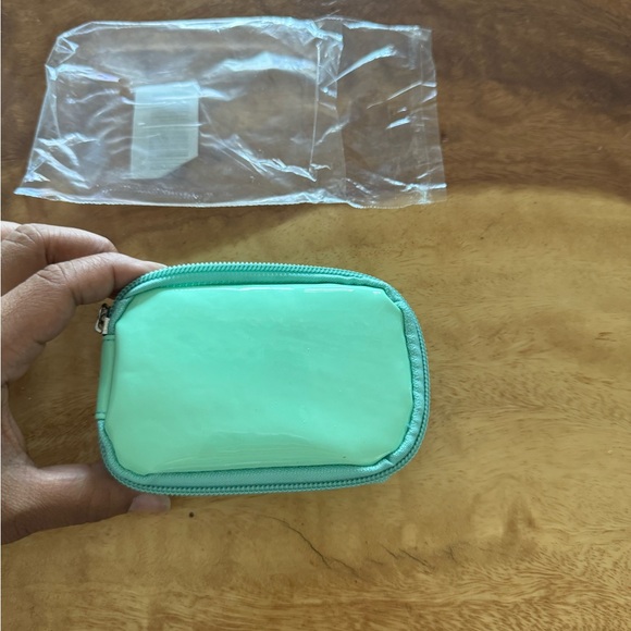 Lot of Essential Oil Keychains (only 8) - Picture 6 of 6